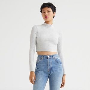 Mock Turtleneck Crop Top